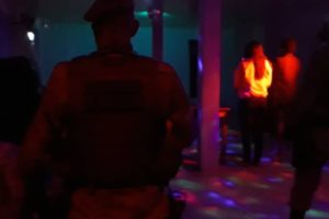 Polícia Militar flagra exploração sexual em estabelecimento na SC 477